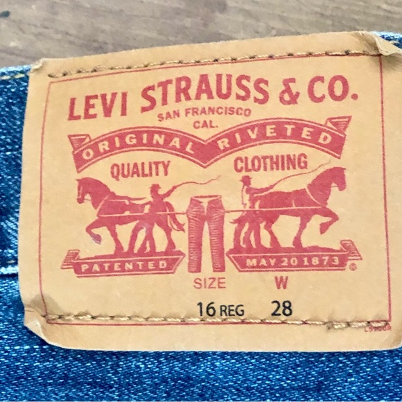 📌$12 SALE❗️Levi’s 505 Regular Bermuda Style Shorts Sz 16 - Picture 3 of 6